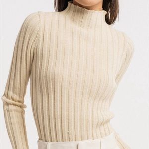 Laude the Label - Soa Ribbed Turtleneck - Vanilla